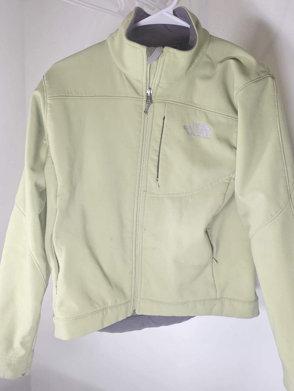 The North Face Sage Green Zip-Up Softshell Jacket Size Small
